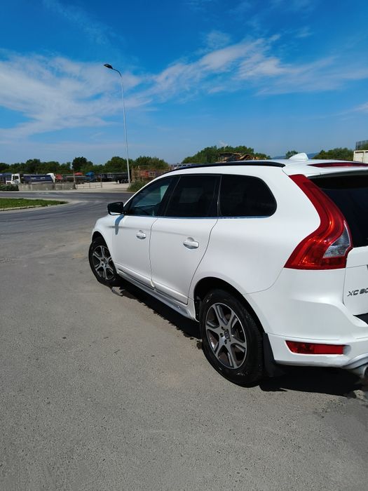 Volvo XC60 R Design
