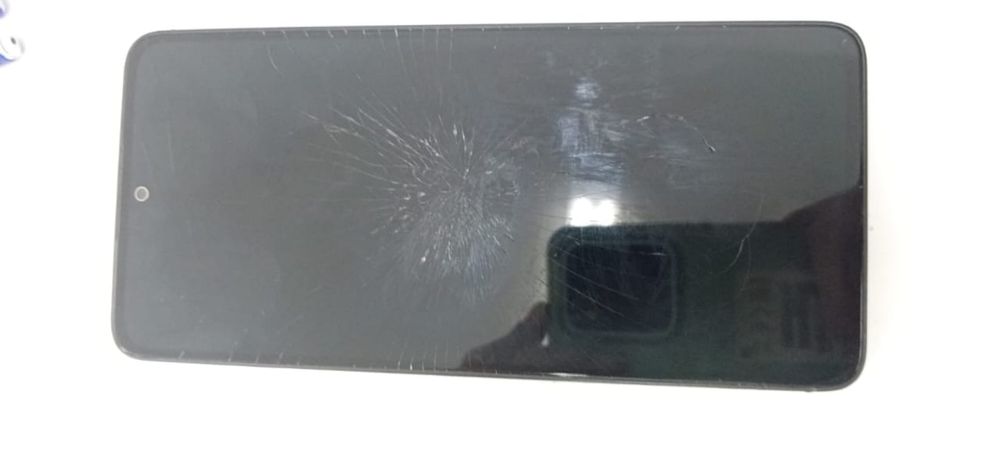 Redmi note 13 256/8