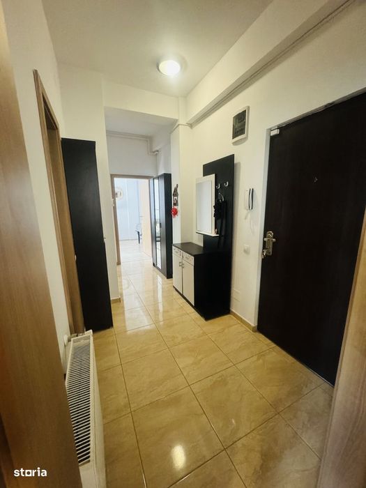 Vand apartament cu curte, metrou Dimitrie Leonida