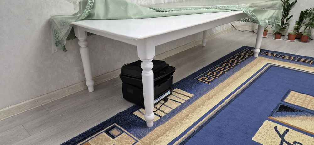 Гостиный и кухни столы