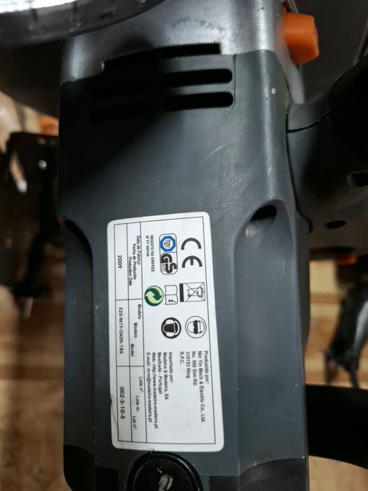 Болгарка,  дрель, пчелки.