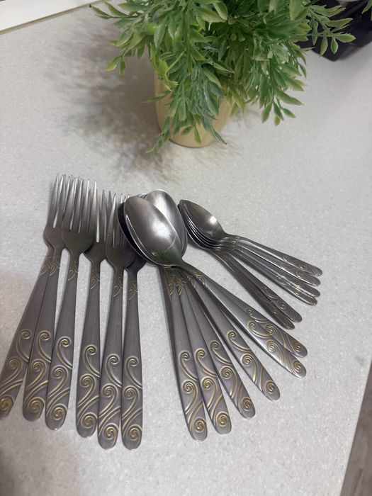 Продам набор столовых приборов!