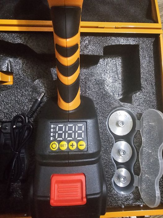 Аккумуляторный паяльник Ubay