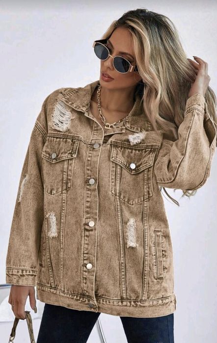 Дамско Ново дънково яке!