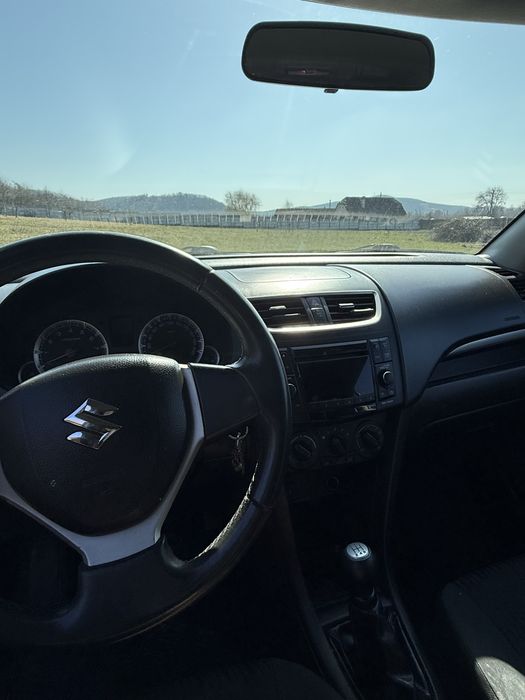 Suzuki swift 2012 - 162.135 km
