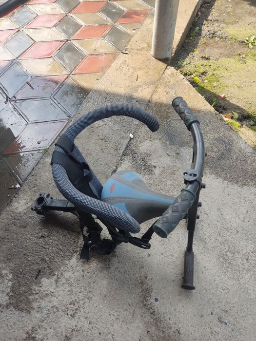 Детское кресло для велосипеда