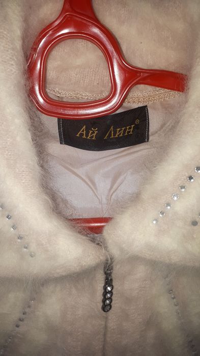 Новый ангорка безрукавка