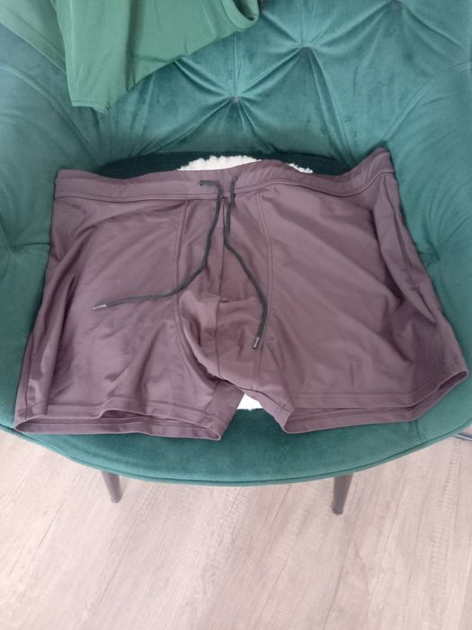 Vând boxeri de baie pt bărbați