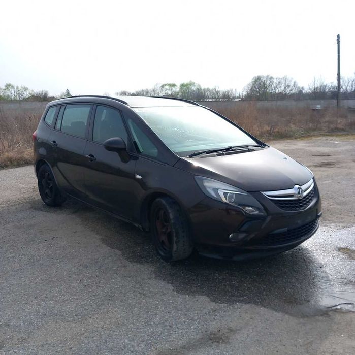 Opel Zafira C Tourer 2,0 CDTI B20DTH 2015/Опел Зафира C кафяв на части