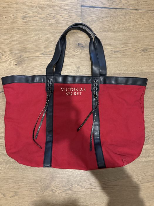 Victoria’s secret чанта 2 броя - червено и черно I tote bag