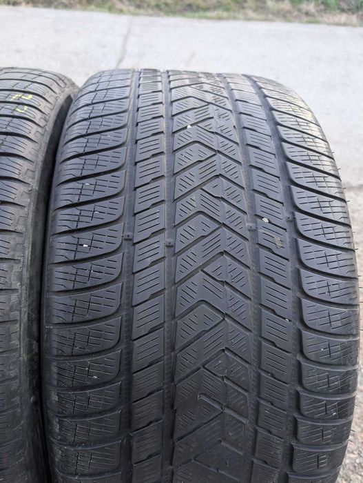 SET 2 Anvelope Iarna 325/40 R22 PIRELLI Scorpion Winter 114V