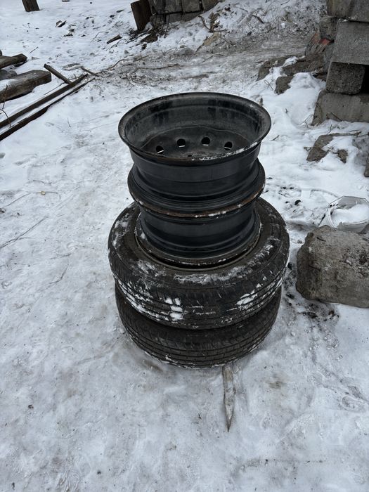 Автошины диски. . . . . .