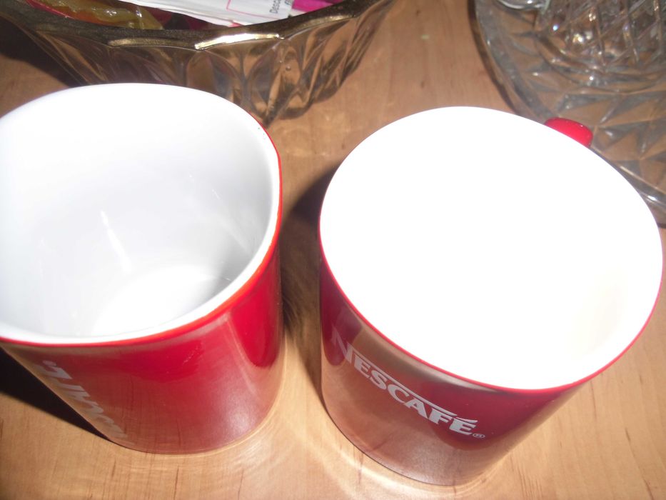 2 cesti cafea Nescafe