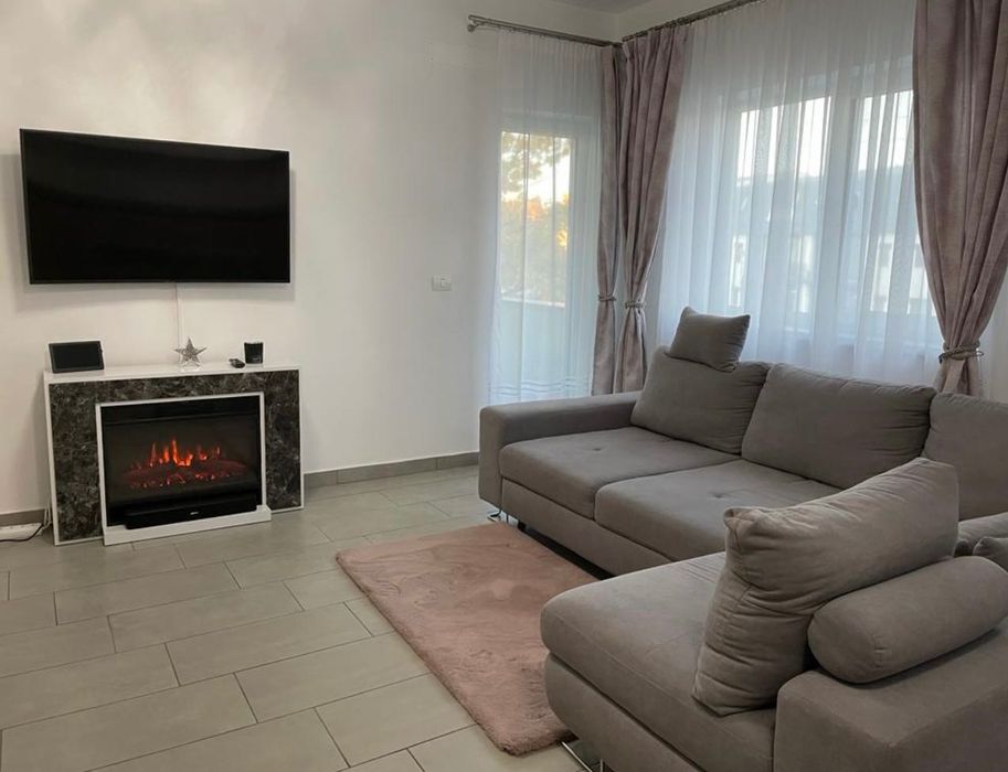 Închiriez apartament cu două camere