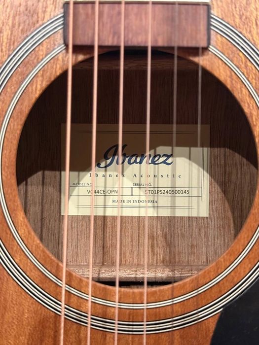 Електрическа акустична китара Ibanez