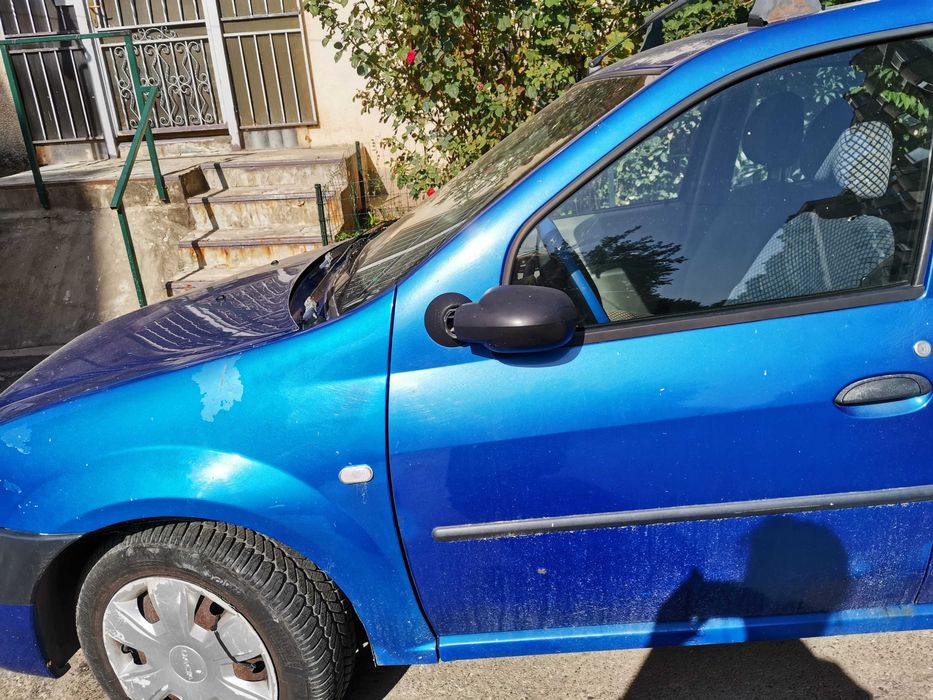 Mașina Dacia Logan