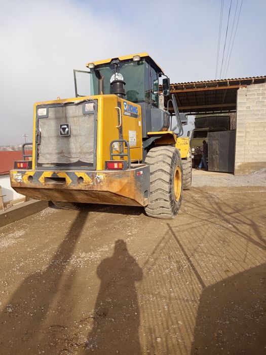 СРОЧНО сотилади франталный пагручик XCMG 3 м3 2019 йил 6200 м/ч