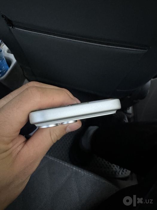 Iphone 17 pro max korpusda 15 pro max