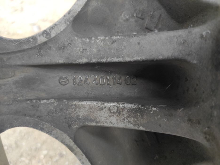 На Мерседес диски