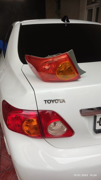 Фары Toyota Corolla 07-13 йилгача б.у