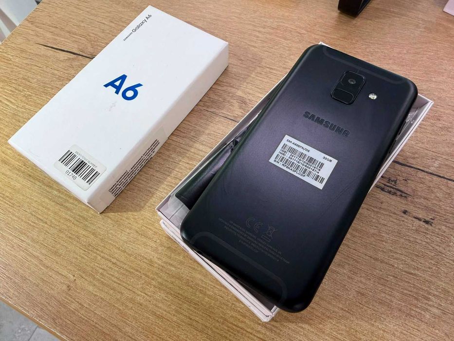 Samsung Galaxy A6 32GB Black | Dual SIM | Cutie | Test în magazin