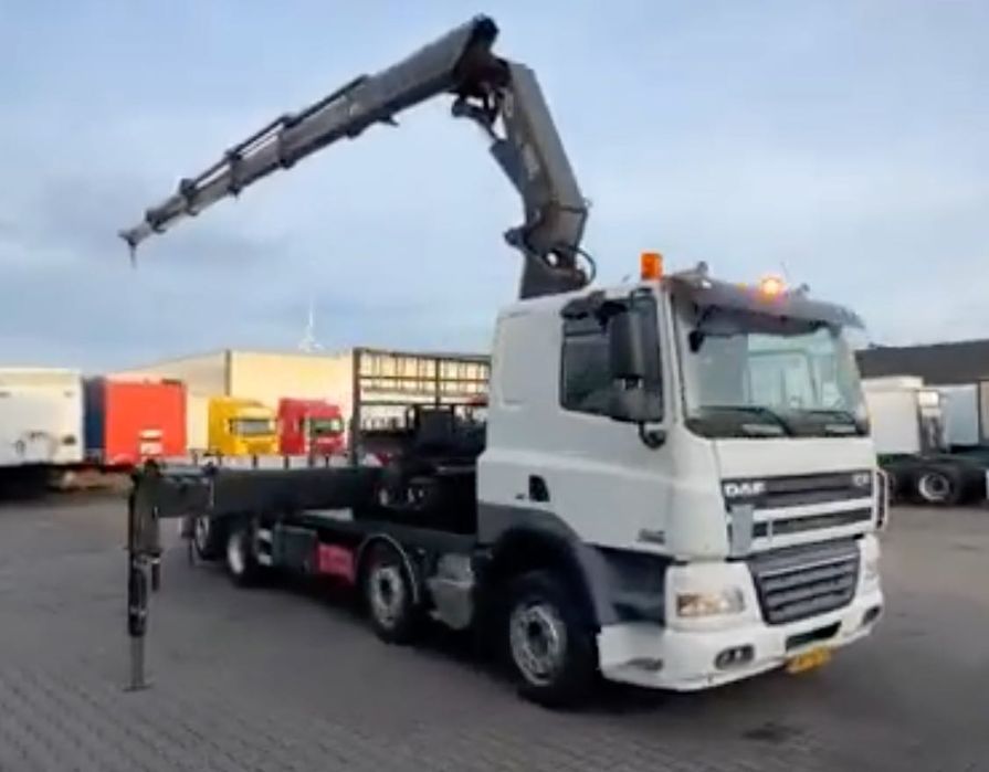 Услуги с камион с кран - товарене, разтоварване и транспорт
