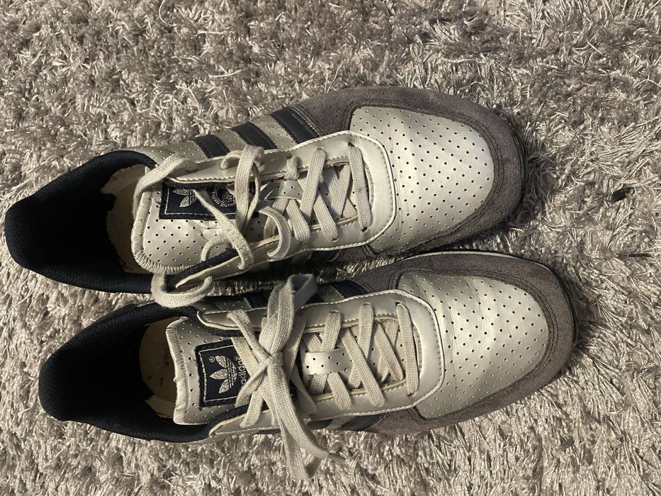 Pantofi sport adidas
