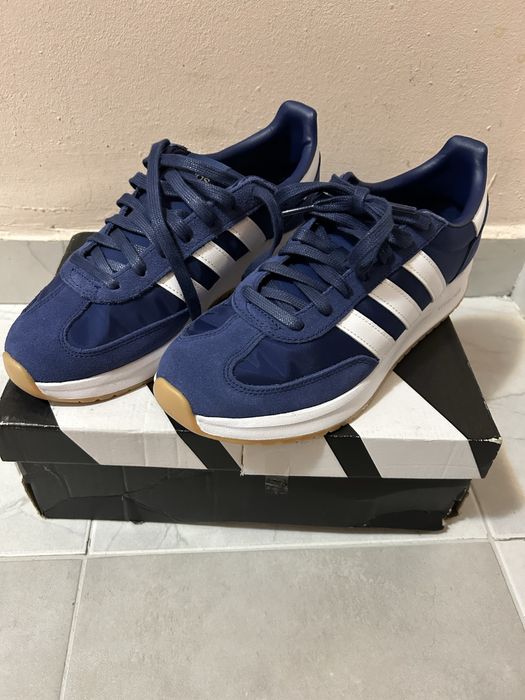 adidas Run 70s 2.0 IH8586