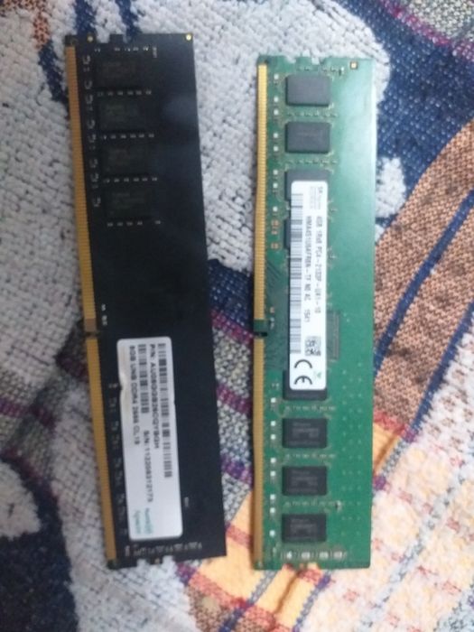 Оперативка две плашки DDR4 12GB