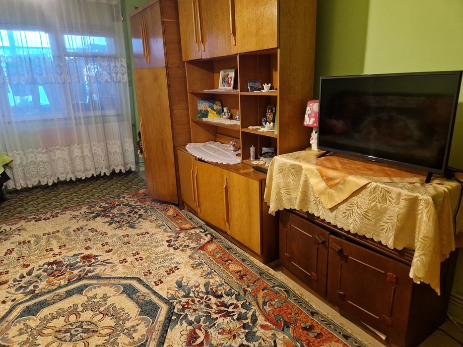 Vand apartam 3 camere