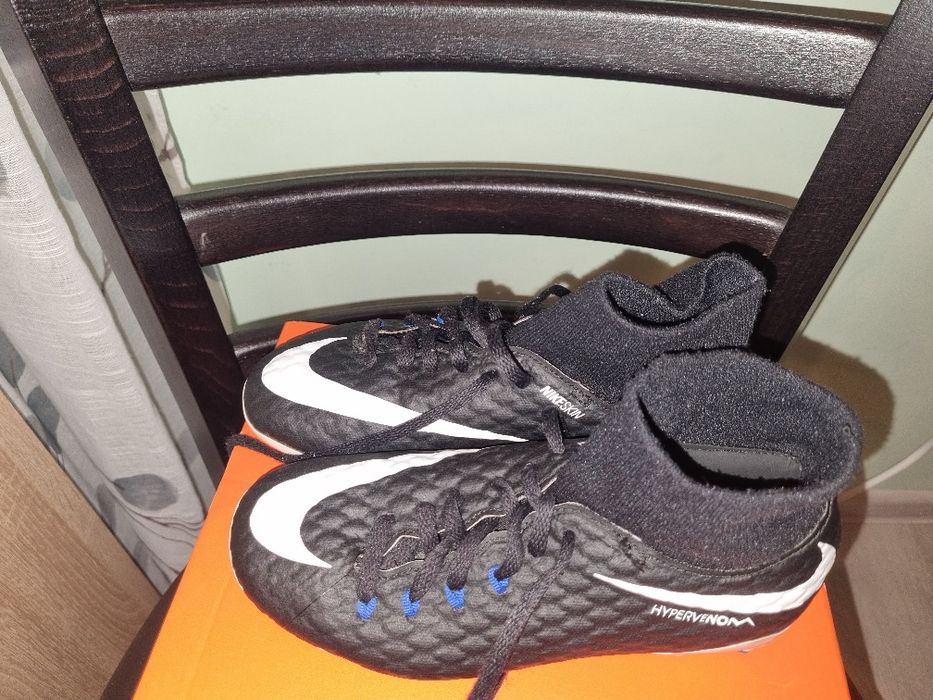 Обувки,бутонки и чехли adidas,nike,puma 32 номер