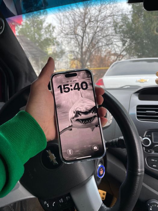 iphone 15 pro 128 tali 90%