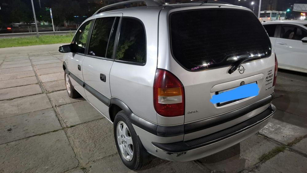 Продам опель зафиру А.
