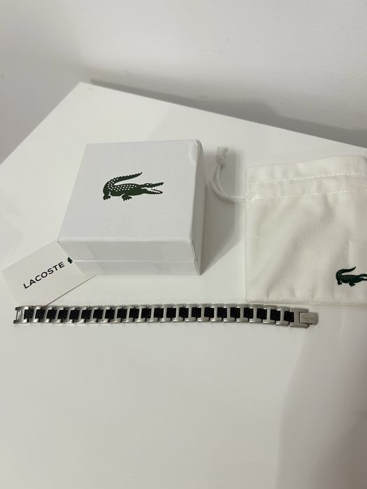 Bratara Lacoste.