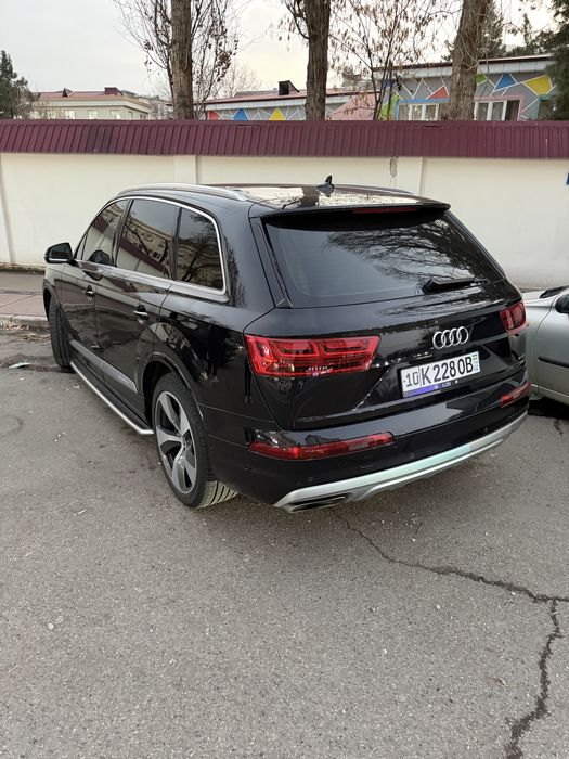 Audi Q7 55 TFSI 3.0l Quattro 2018