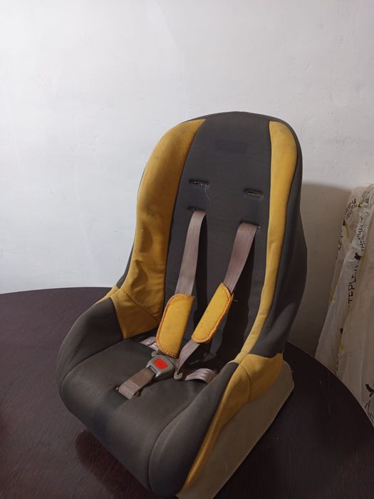 Продам детское кресло