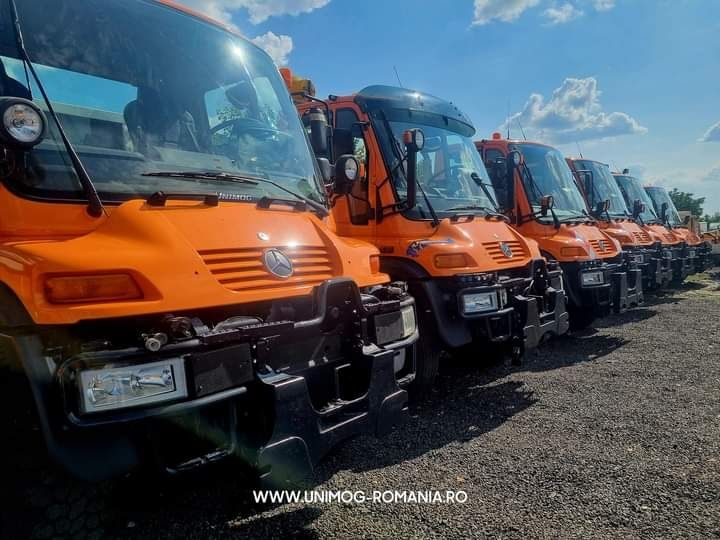 UNIMOG U500 U400 U300 4X4