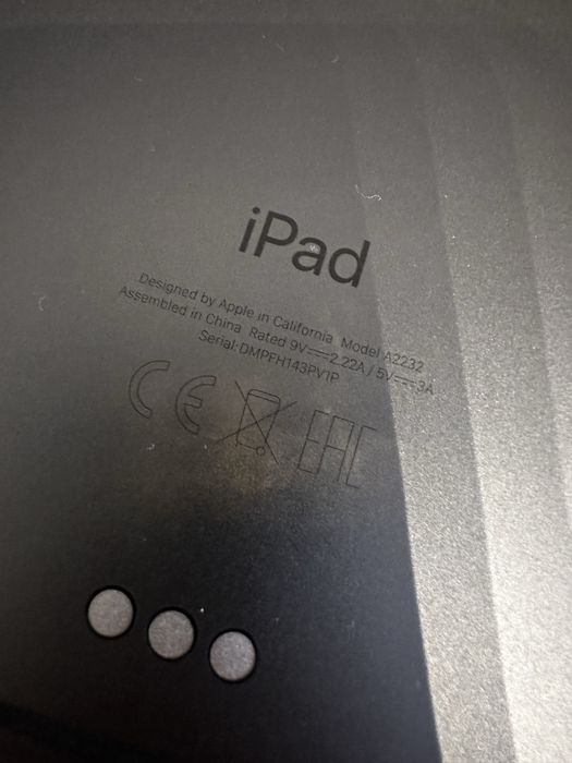 iPad Pro 12.9" (4th Gen, 2020) Wi-Fi + Cellular