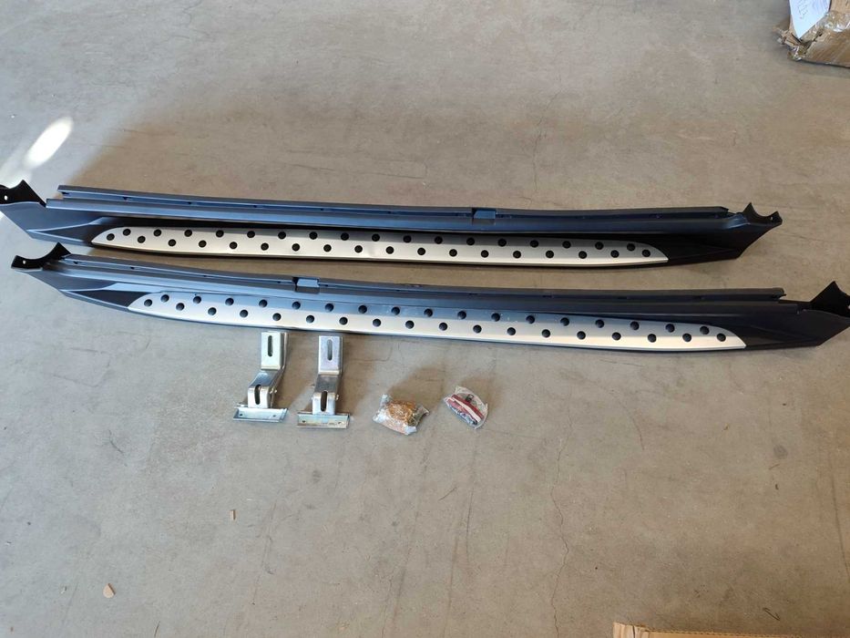 Степенки за Hyundai Tucson (2004-2012) - BMW Дизайн с лек ДЕФЕКТ!