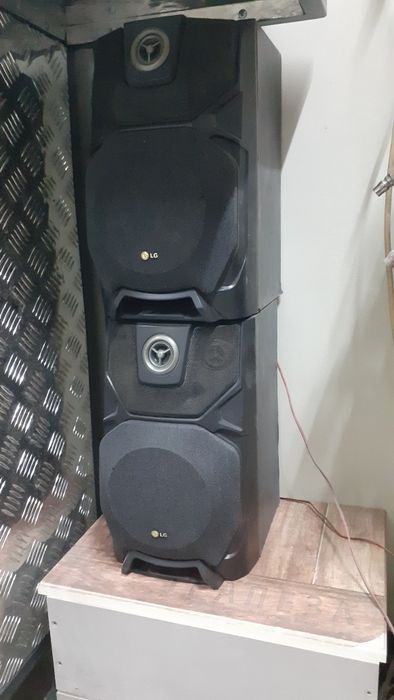 Музыкальный центр.