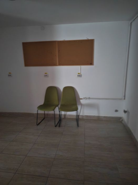 Spațiu comercial-90 mp