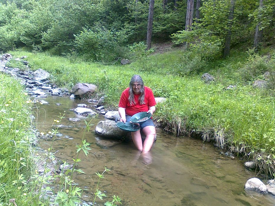 Легени и улеи за промиване на речно злато
