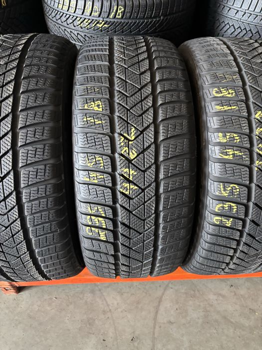 Anvelope Iarna 235/45/18 Pirelli SottoZero 3 235 45 18 R18