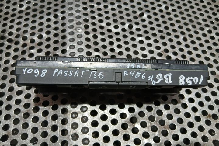 Comanda AC Volkswagen VW Passat B6 [2005 - 2010] wagon 5-usi 1.6 TDI