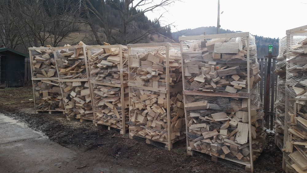 LEGATURI , RUMEGUS. Lemn de foc de brad si capete.