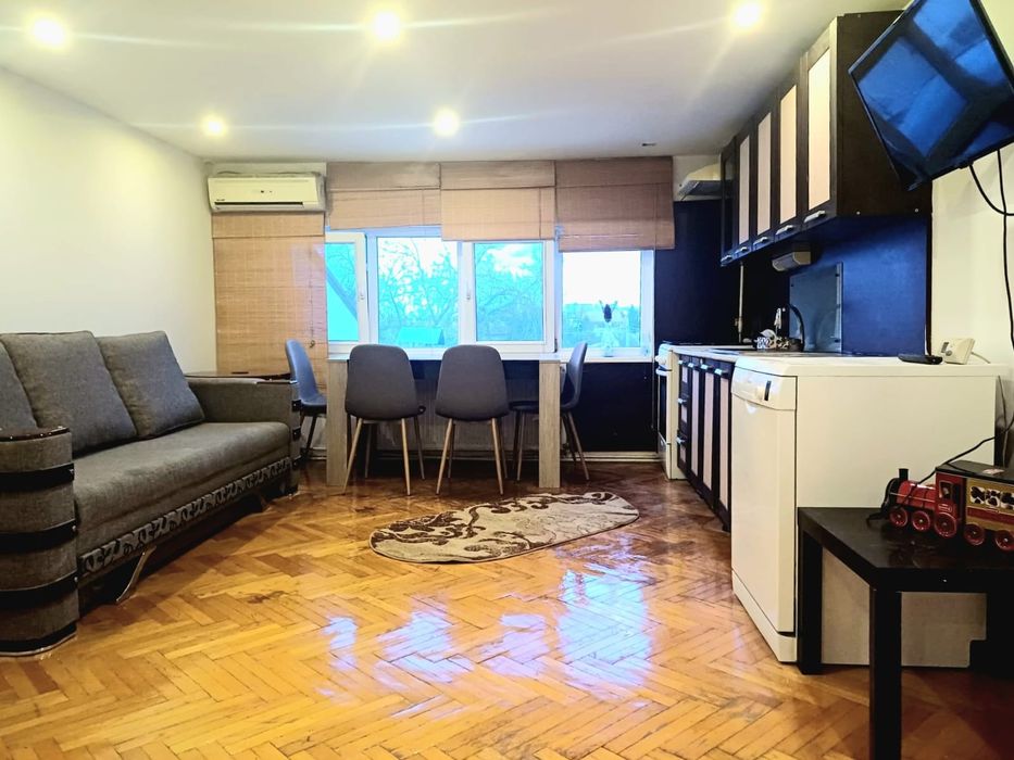 Apartament 3 camere de vanzare Piata Chibrit Bucuresti sector 1