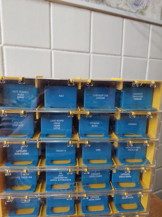 Система подбора базовых автоэмалей