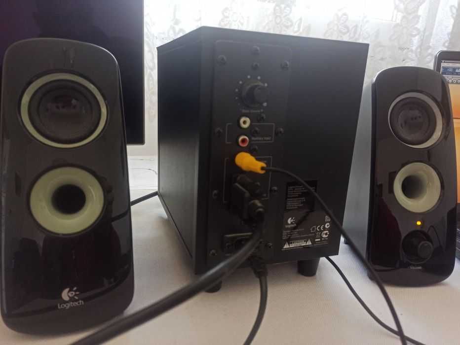 Субуфер с две  HiFi тонколони
