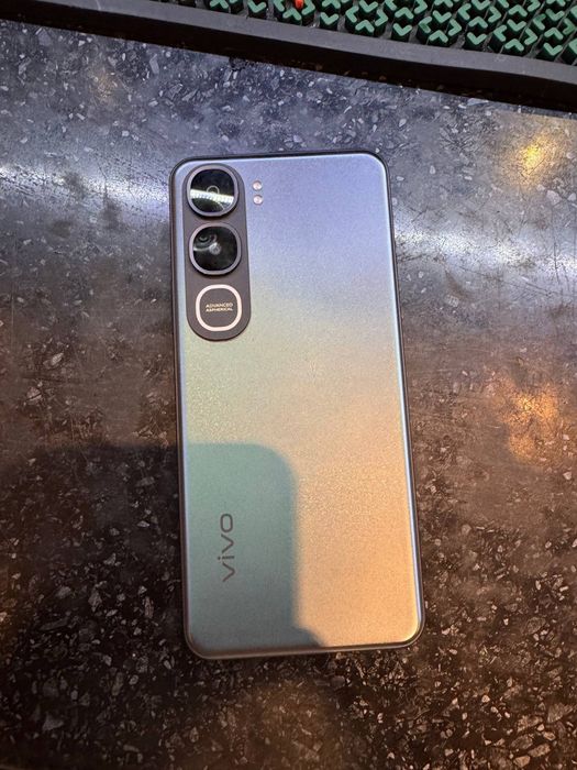 Телефон vivo y21d