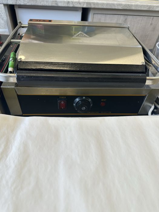 Професионален тостер